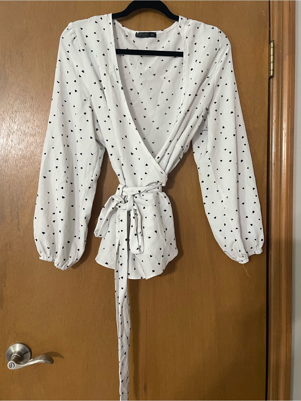 SHEIN White Wrap Blouse with Black Heart Print
